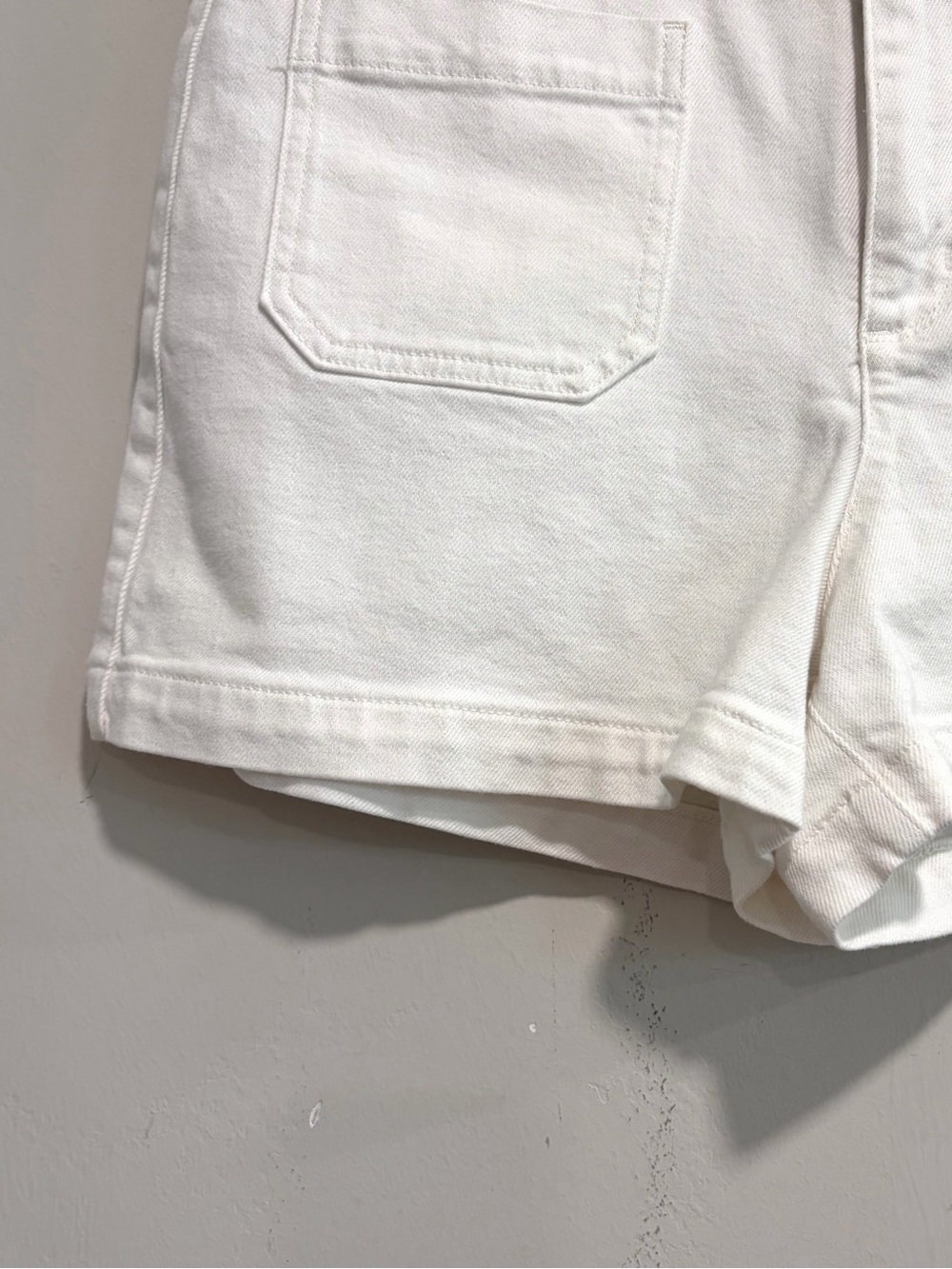 J.Crew Patch Pocket Mid Rise Jean Shorts - Picture 3 of 9